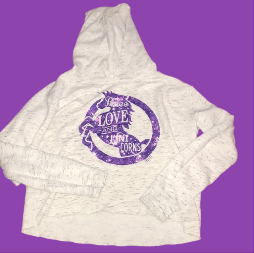 Like new girl’s Justice crop hoodie 18/20